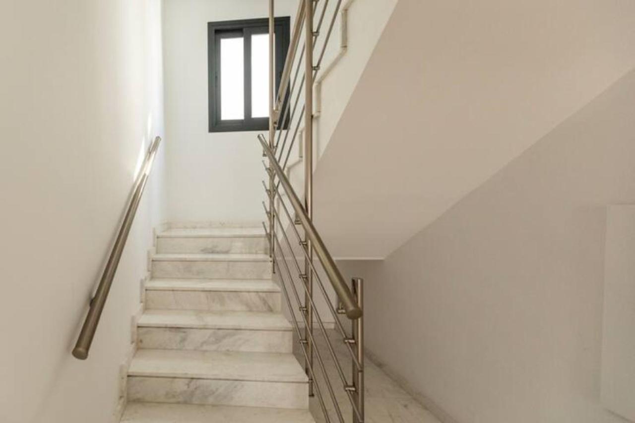 Yamas Urban Living Spiridonos Apartment ลิมาซอล ภายนอก รูปภาพ