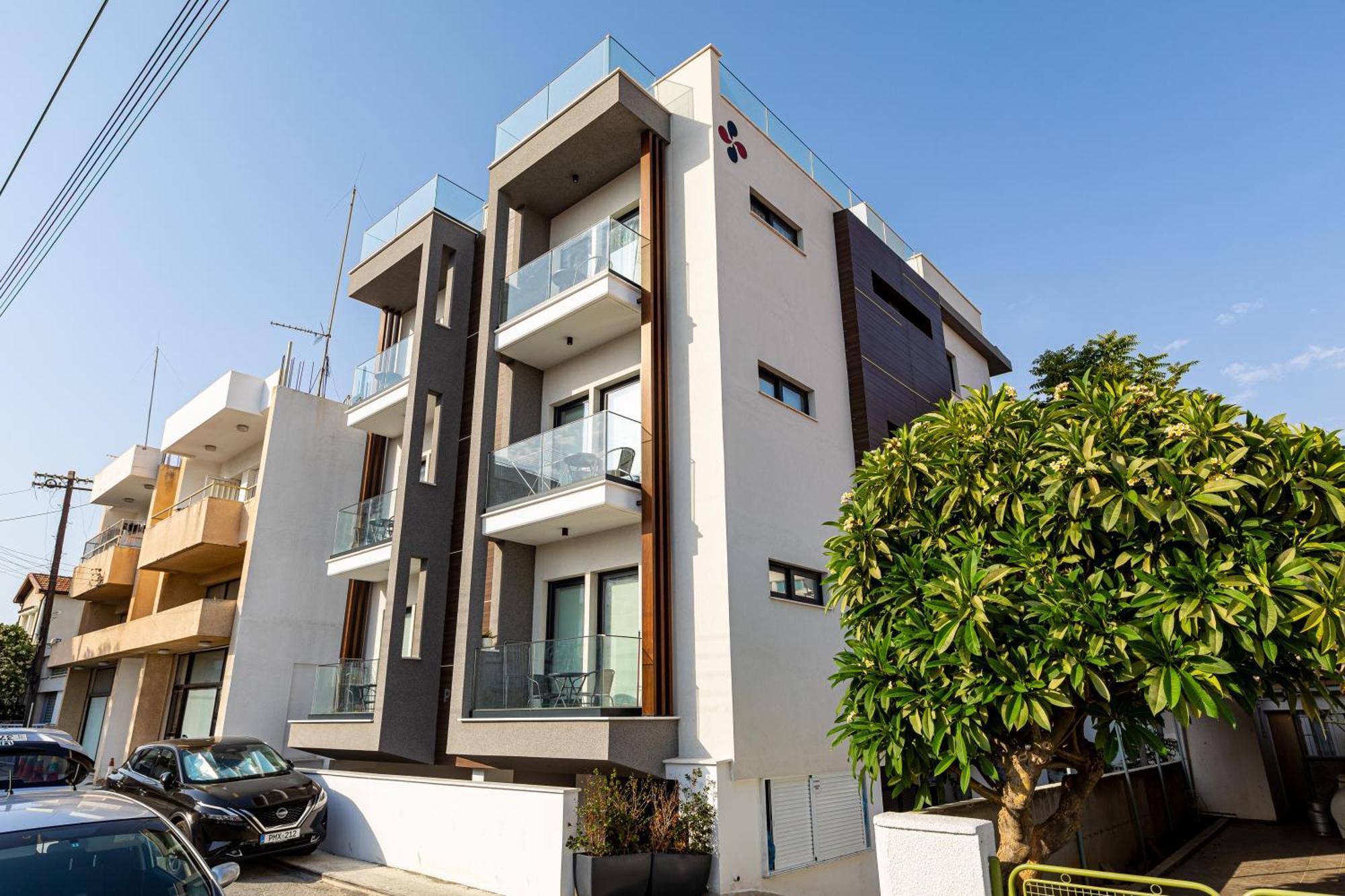 Yamas Urban Living Spiridonos Apartment ลิมาซอล ภายนอก รูปภาพ