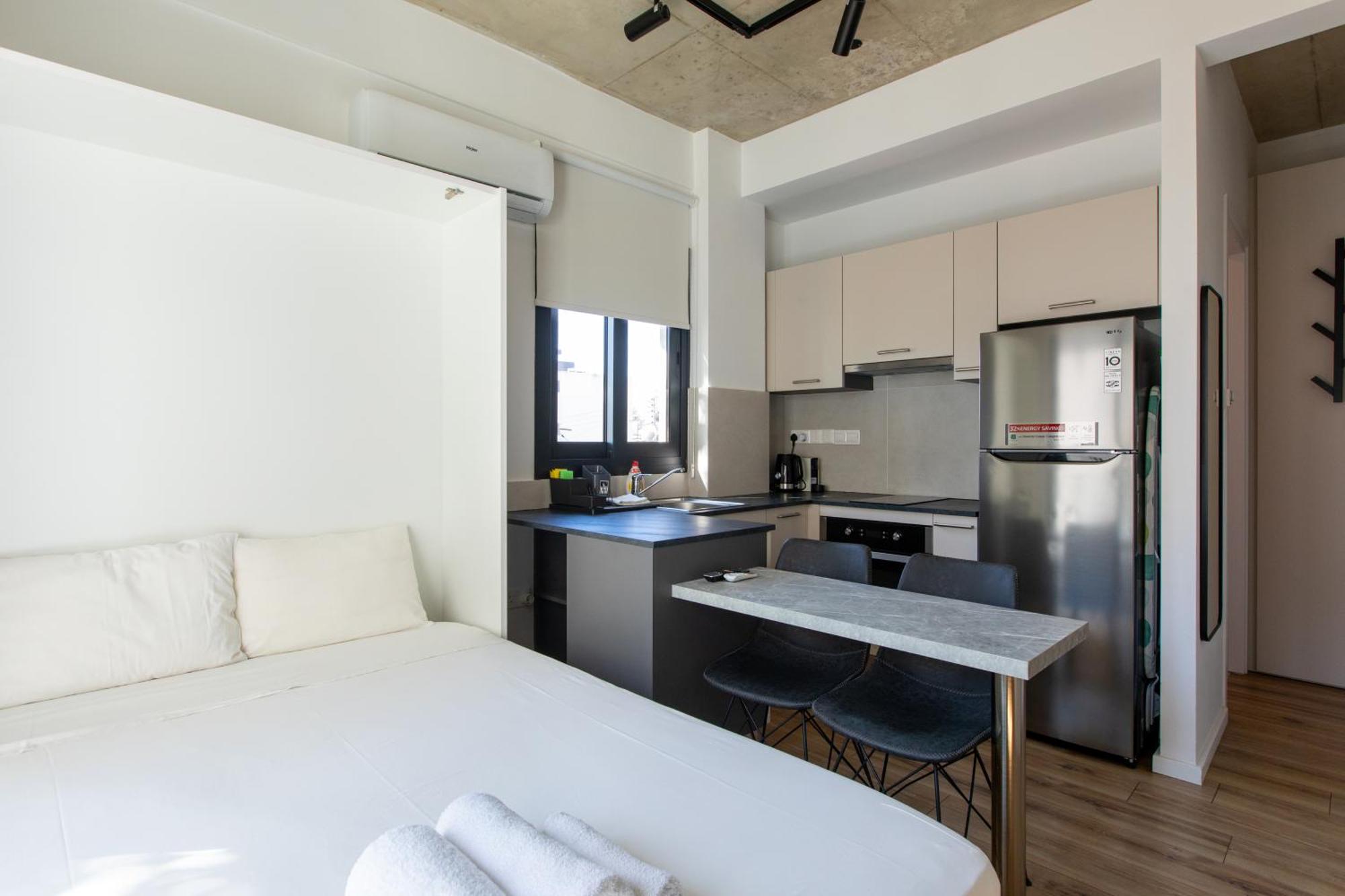 Yamas Urban Living Spiridonos Apartment ลิมาซอล ภายนอก รูปภาพ