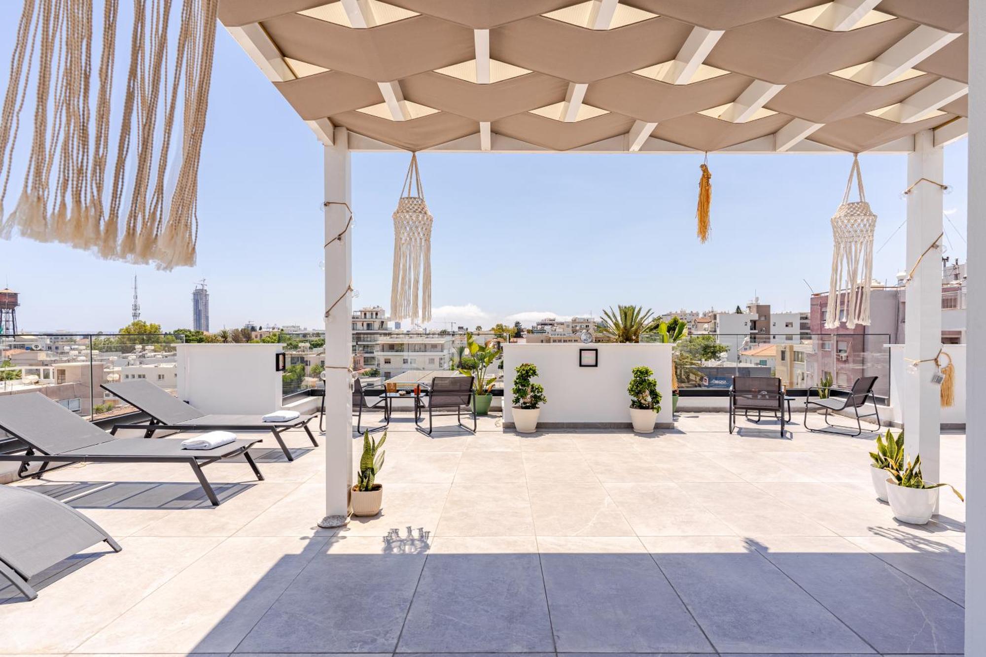 Yamas Urban Living Spiridonos Apartment ลิมาซอล ภายนอก รูปภาพ