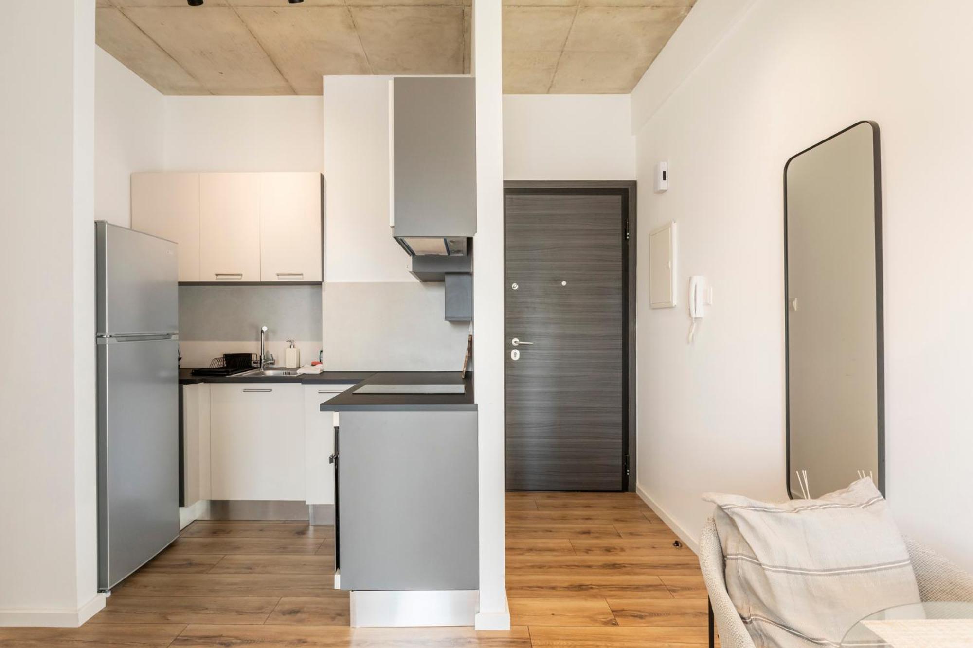 Yamas Urban Living Spiridonos Apartment ลิมาซอล ภายนอก รูปภาพ